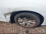 HONDA CIVIC LX 19XFB2F5XCE070605 снимка