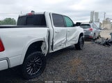 RAM 1500 LARAMIE 4X4 5'7 BOX 1C6SRFJT3NN323521 fotografie