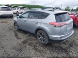 Toyota Rav4 Xle 2T3RFREV1JW775158 снимка