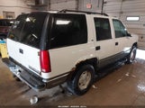 CHEVROLET TAHOE LS 1GNEK13R1VJ402795 снимка