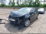 TOYOTA COROLLA LE 5YFEPMAEXNP371201 снимка