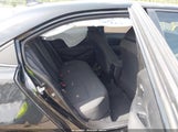 TOYOTA COROLLA LE 5YFEPMAEXNP371201 снимка
