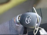 TOYOTA RAV4 XLE 2T3WFREV0DW051372 снимка