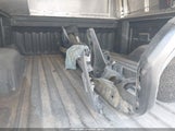 CHEVROLET SILVERADO C1500 1GCRAAEK4PZ148744 photo