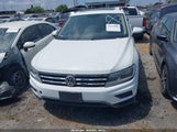 VOLKSWAGEN TIGUAN 2.0T SE/2.0T SE R-LINE BLACK/2.0T SEL 3VV2B7AX7MM035856 photo