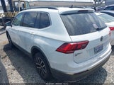 VOLKSWAGEN TIGUAN 2.0T SE/2.0T SE R-LINE BLACK/2.0T SEL 3VV2B7AX7MM035856 photo
