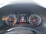 JEEP RENEGADE LATITUDE 4X4 ZACCJBBB9HPE88147 photo