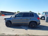 VOLKSWAGEN TIGUAN S WVGAV7AX1GW537635 photo