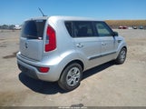 KIA SOUL KNDJT2A59C7477832 снимка