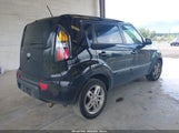 KIA SOUL + KNDJT2A21B7732946 снимка