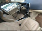 VOLVO XC60 T5/T5 PREMIER YV4612RK8F2743166 photo