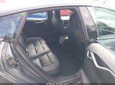 TESLA MODEL S 100D/75D/P100D 5YJSA1E28JF272630 fotografie