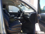 GMC Yukon Sle 1GKS1AKC1FR167124 снимка
