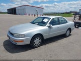 TOYOTA CAMRY LE 4T1SK12EXNU101897 fotografie
