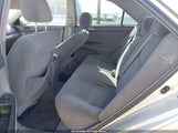 TOYOTA CAMRY LE 4T1BE32K35U966624 снимка