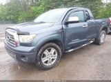 TOYOTA TUNDRA LIMITED 5.7L V8 5TBBV58198S501555 снимка