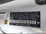TOYOTA CROWN XLE JTDAAAAF8S3037602 снимка