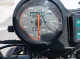 DUCATI M750 ZDM1RC3L9YB008538 fotografie