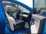 TOYOTA RAV4 XLE JTMWFREV8GJ088463 снимка