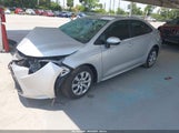 TOYOTA COROLLA LE 5YFB4MDE3RP153470 снимка