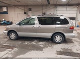TOYOTA SIENNA LE/XLE 4T3ZF13CXXU127488 fotografie