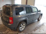 Jeep Patriot Latitude 4X4 1C4NJRFB5HD134037 fotografie