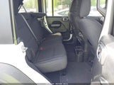 Jeep Wrangler Unlimited Sport Altitude 4X4 1C4HJXDGXLW339950 fotografie