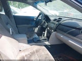 TOYOTA CAMRY LE 4T1BF1FK1DU207027 снимка