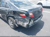 TOYOTA CAMRY LE 4T1BE46K68U202352 снимка