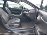 TOYOTA CAMRY SE 4T1G11AK1MU517769 fotografie