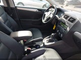 VOLKSWAGEN JETTA 1.8T SE 3VWD17AJ7EM303390 photo