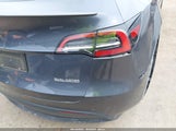 Tesla Model Y Performance Dual Motor All-Wheel Drive 7SAYGDEFXPF585588 fotografie
