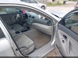 Toyota Camry Le 4T1BE46K27U657536 снимка