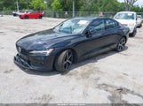 VOLVO S60 B5 PLUS DARK THEME 7JRL12FL0RG287417 снимка