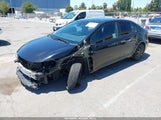 TOYOTA COROLLA LE 5YFEPMAE6NP327387 снимка