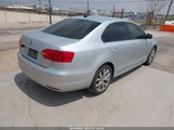 Volkswagen Jetta 1.8T Se 3VWD17AJ4EM262331 photo