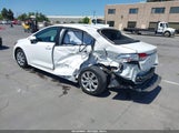 TOYOTA COROLLA LE 5YFEPMAE3NP274213 снимка