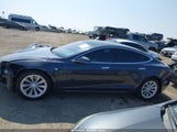 TESLA MODEL S 100D/75D/LONG RANGE/STANDARD RANGE 5YJSA1E25KF304371 fotografie