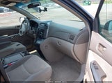 TOYOTA SIENNA CE/LE 5TDKK4CC2AS327997 снимка