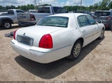 LINCOLN TOWN CAR CARTIER 1LNHM83W63Y620360 снимка