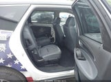 Buick Enclave Essence 5GAERBKW2JJ121814 снимка