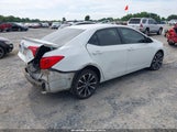 Toyota Corolla Se 5YFBURHE1JP837283 снимка