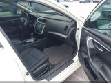 NISSAN ALTIMA 2.5/2.5 S/2.5 SL/2.5 SR/2.5 SV 1N4AL3APXGN345029 fotografie