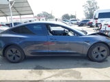 TESLA MODEL 3 REAR-WHEEL DRIVE 5YJ3E1EA1PF403714 снимка