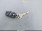 TOYOTA CAMRY LE 4T1BE32K33U231932 снимка