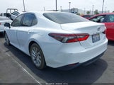 TOYOTA CAMRY LE 4T1C11AK2RU857633 снимка