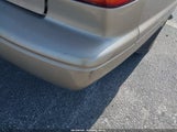 TOYOTA CAMRY LE JT2BG22K0Y0473562 снимка
