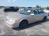 TOYOTA CAMRY LE JT2BG22K0Y0473562 снимка
