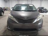 Toyota Sienna Xle V6 5TDYK3DC8BS013372 снимка