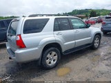 TOYOTA 4RUNNER SR5 V6 JTEBU14R88K023727 снимка